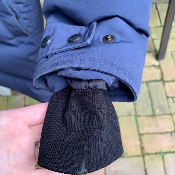 Canada Goode Shelburne Parka in Small in Blue - Picture 5 of 7